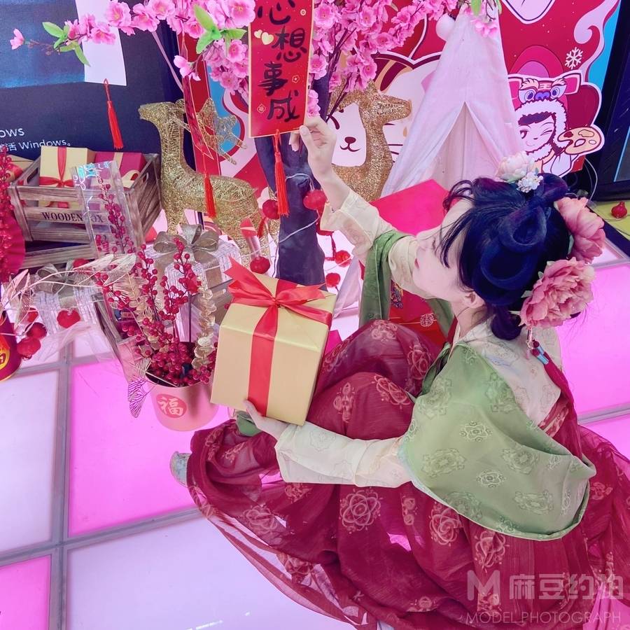 清新模特