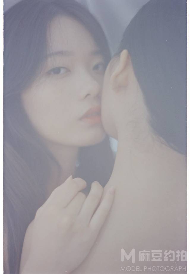 宝丽来模特