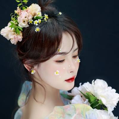 妆容模特