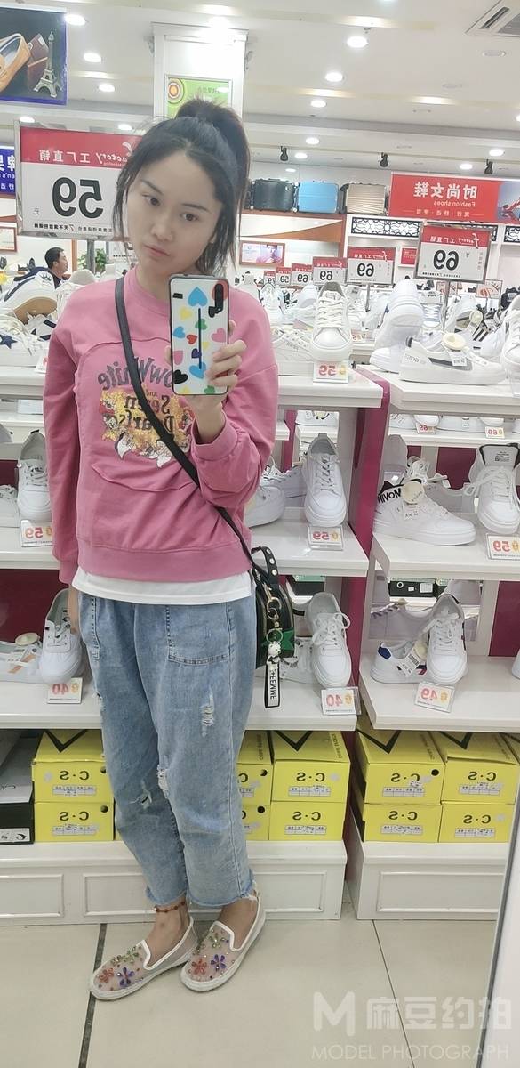 少女模特