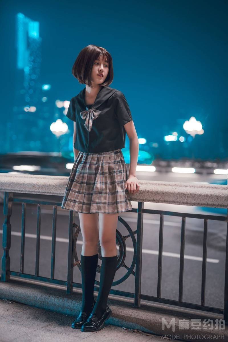 夜景模特