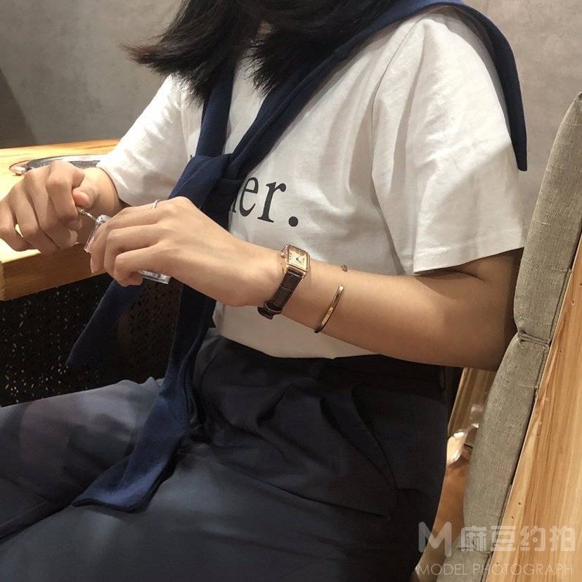 清新模特