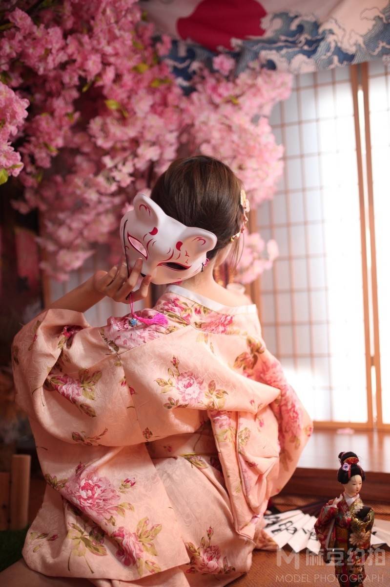 和服模特