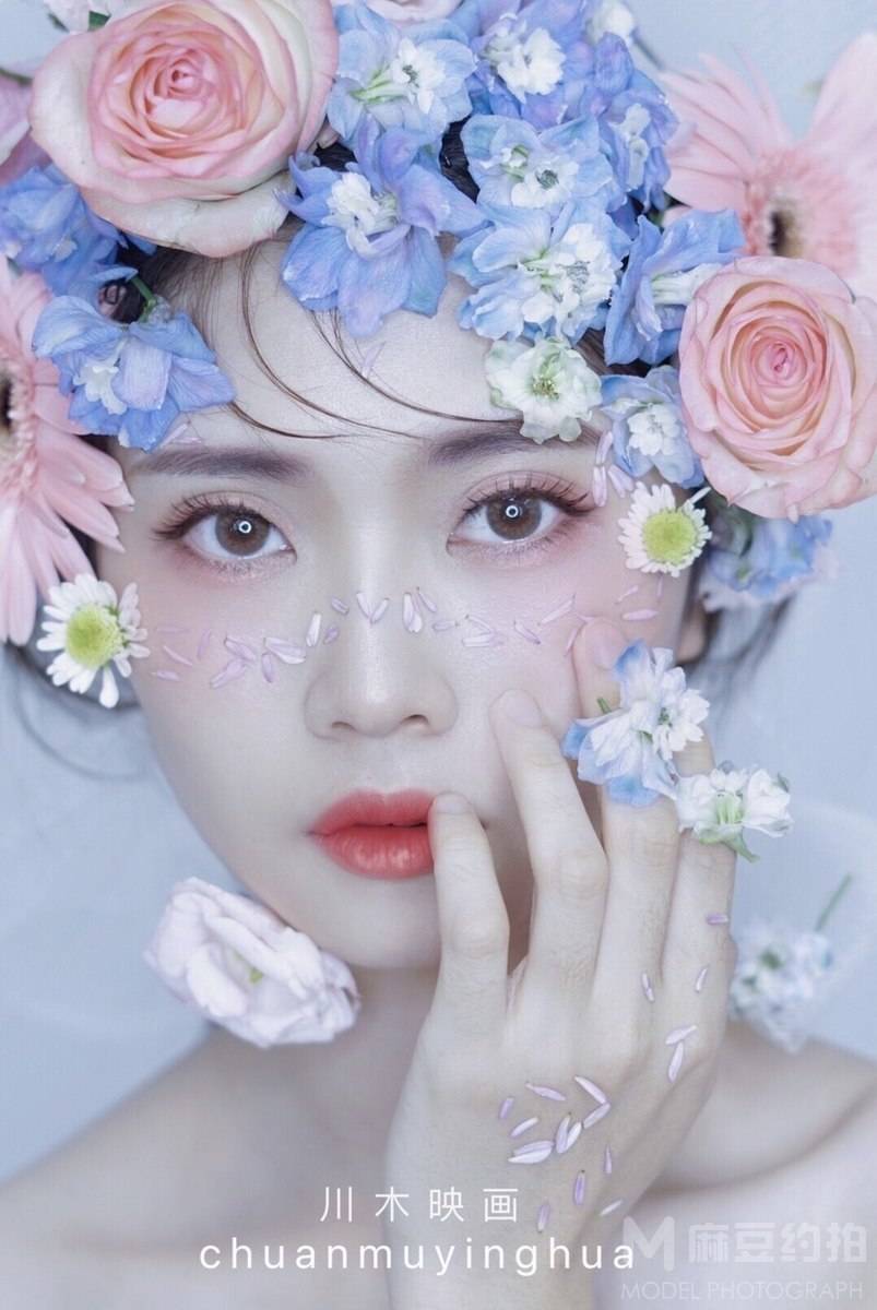 妆容模特