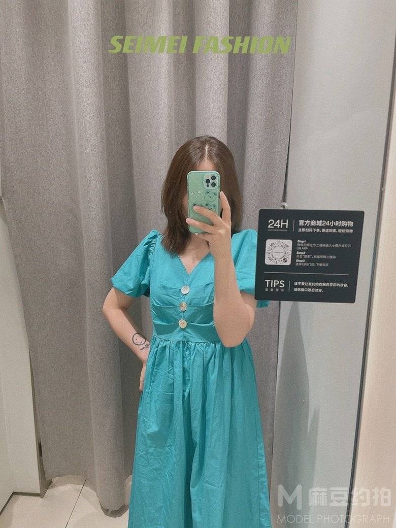黑白模特