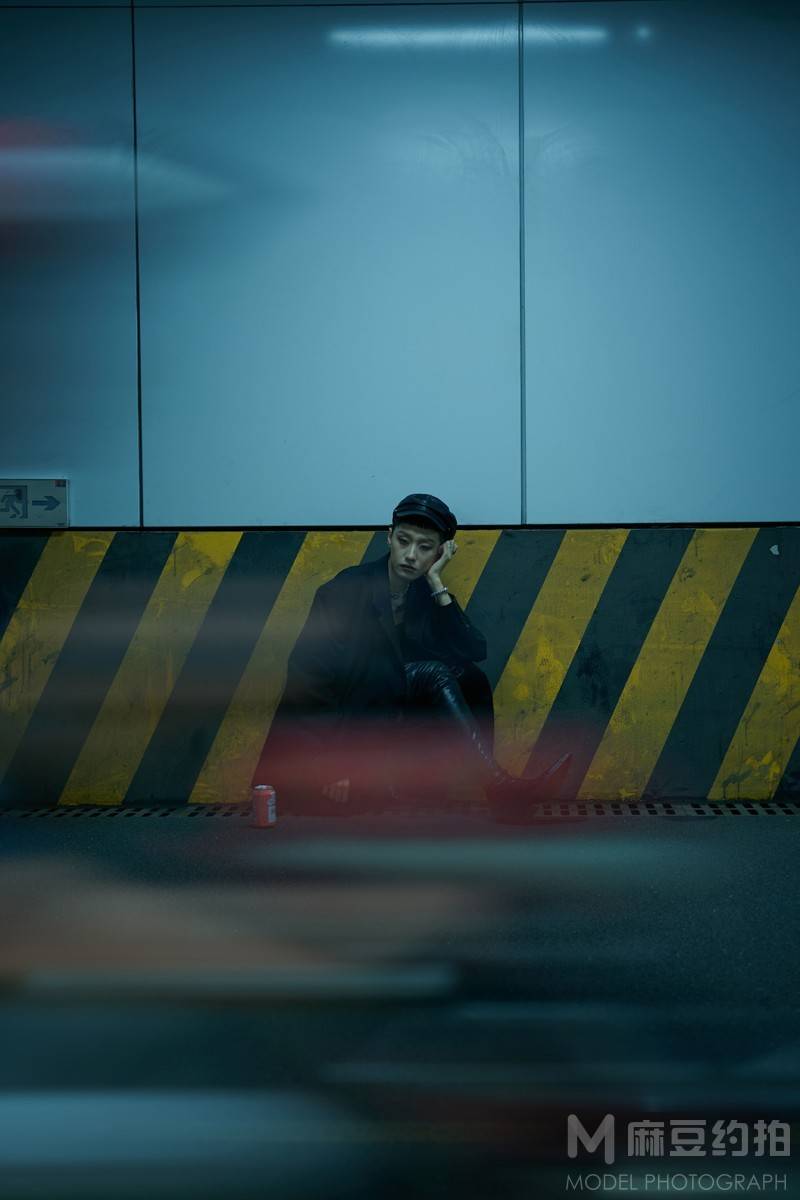 情绪模特