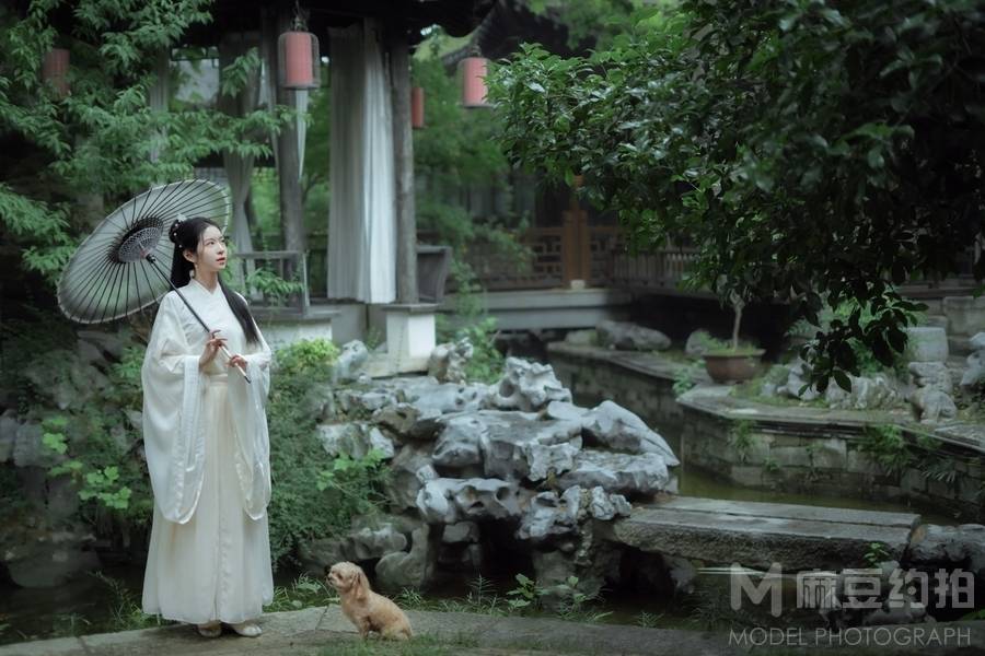 汉服模特