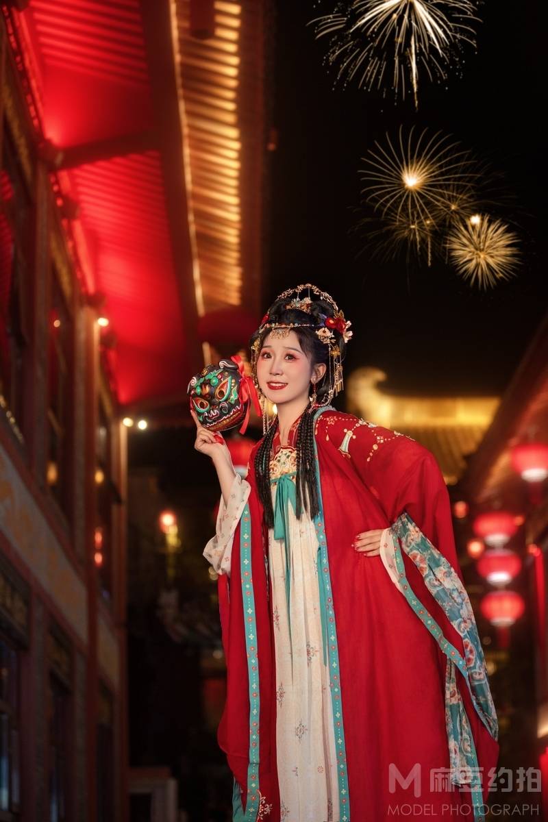 汉服模特