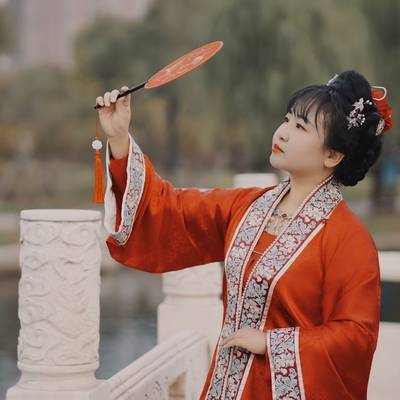 汉服模特