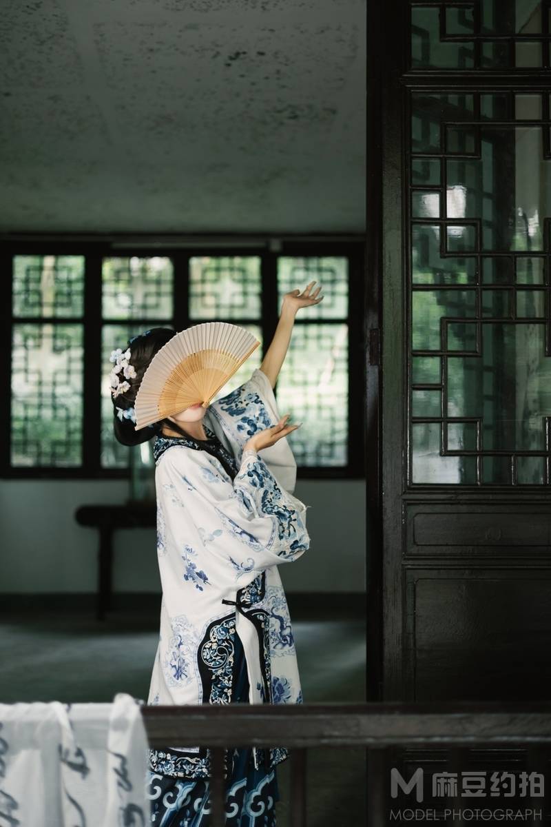 汉服模特