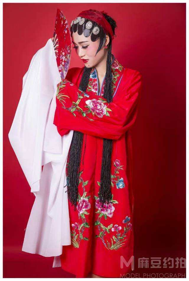 妆容模特