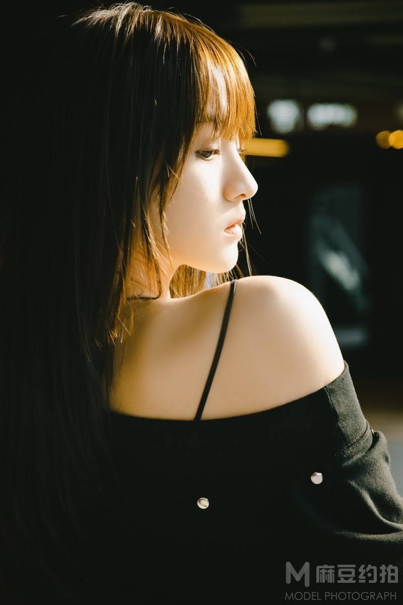 胶片模特