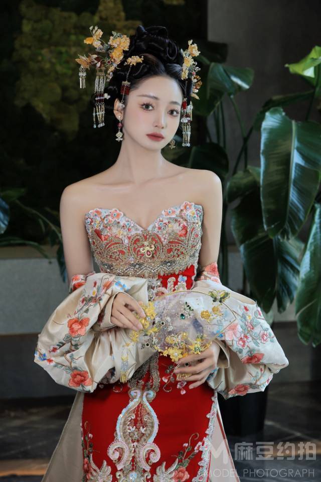 妆容模特
