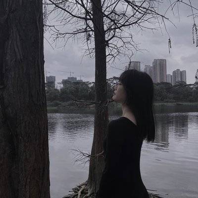 黑白模特