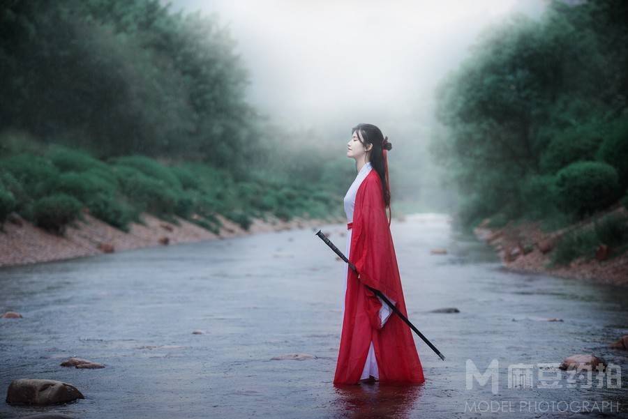 汉服模特