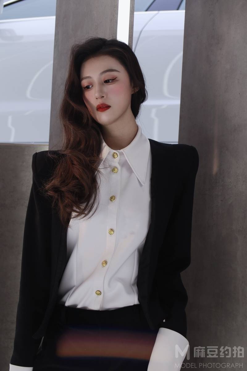 宝丽来模特