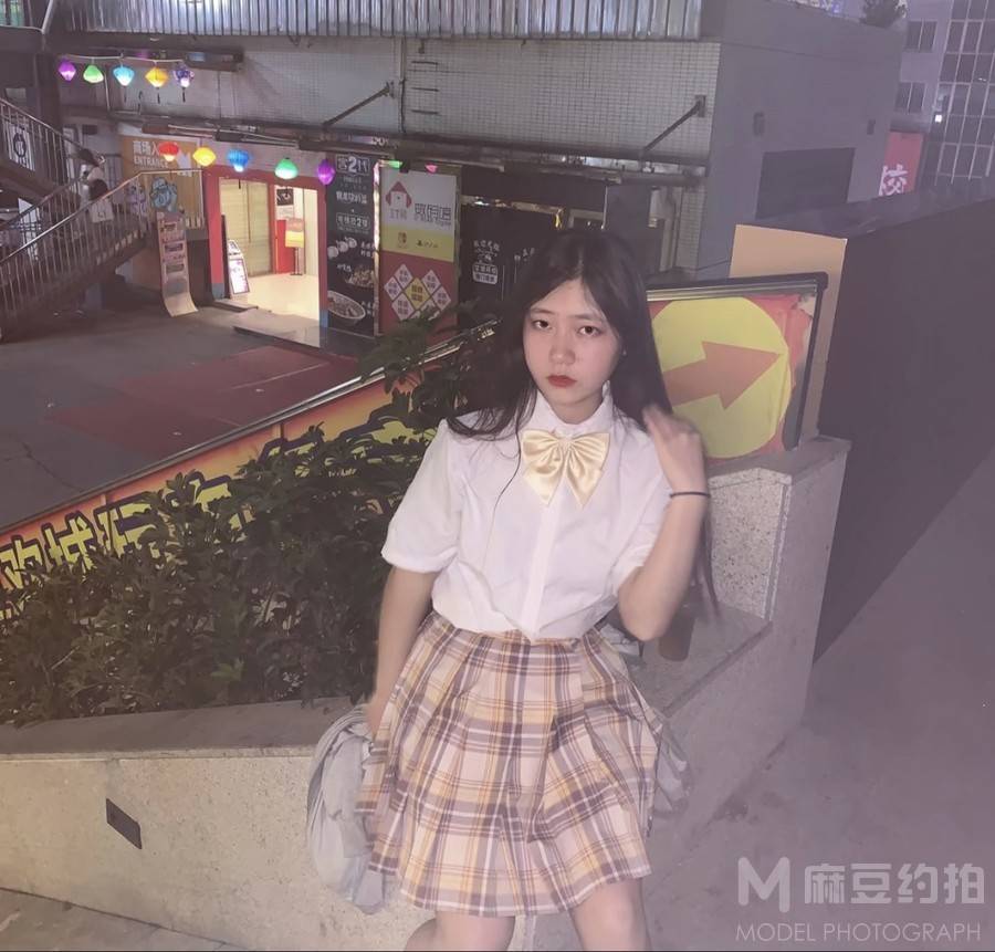 校园模特