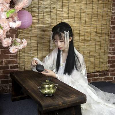 汉服模特