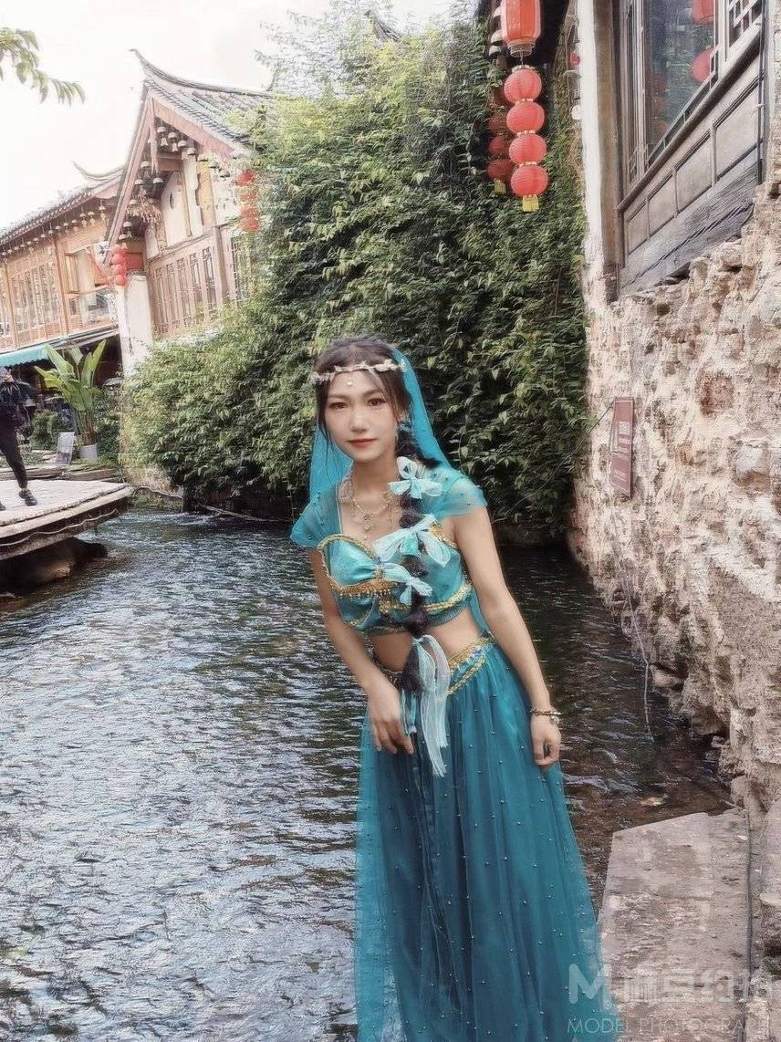 妆容模特