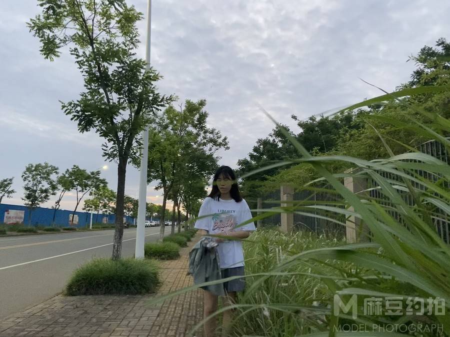 校园模特