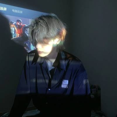 黑白模特
