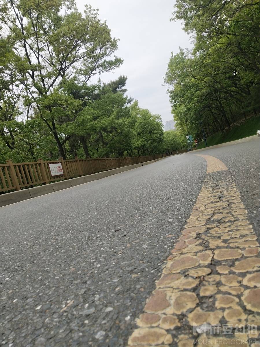 纪实模特