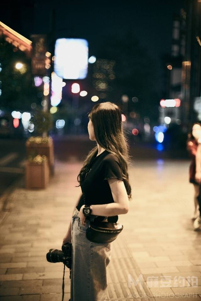 黑白模特