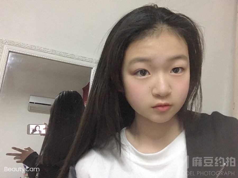 清新模特