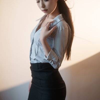 情绪模特