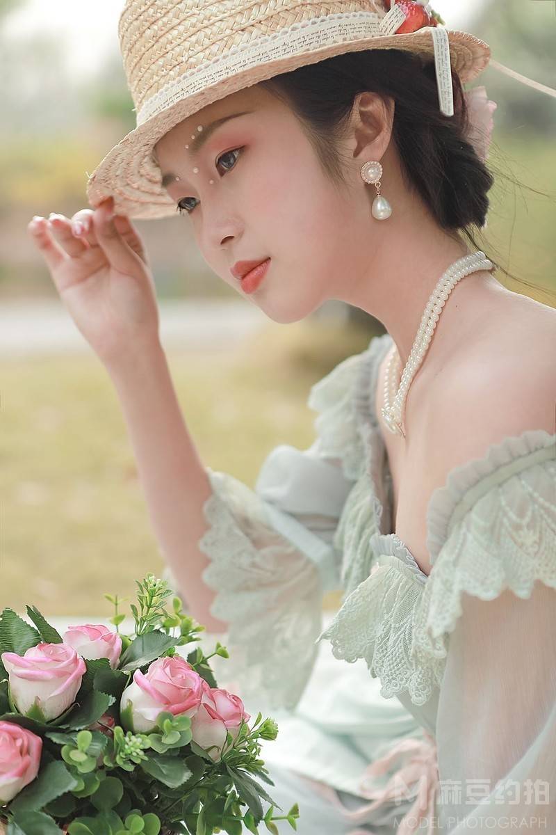 妆容模特