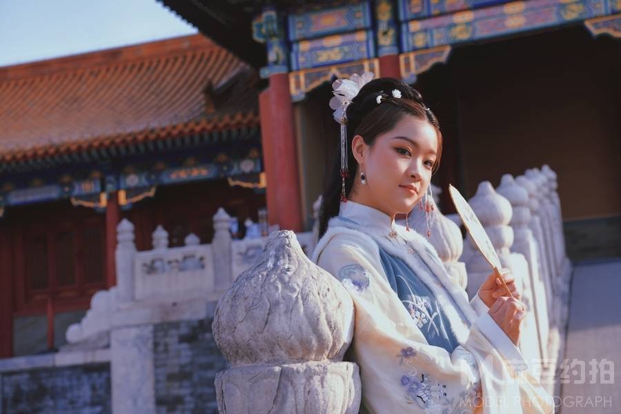 汉服模特