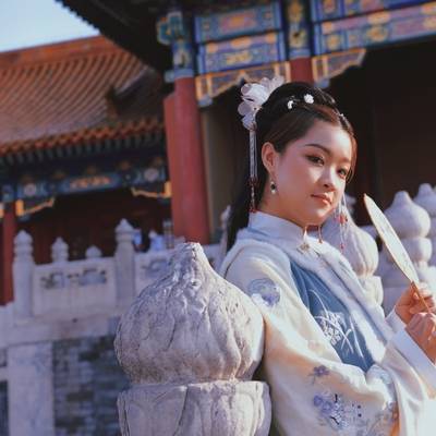 汉服模特
