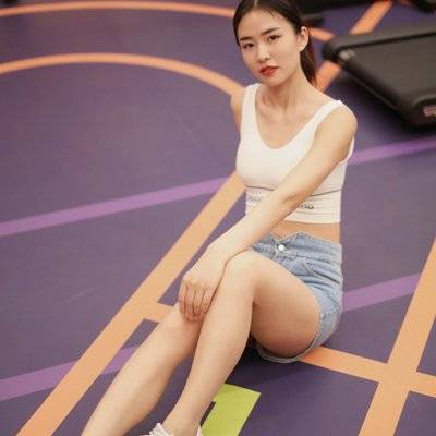 清新模特