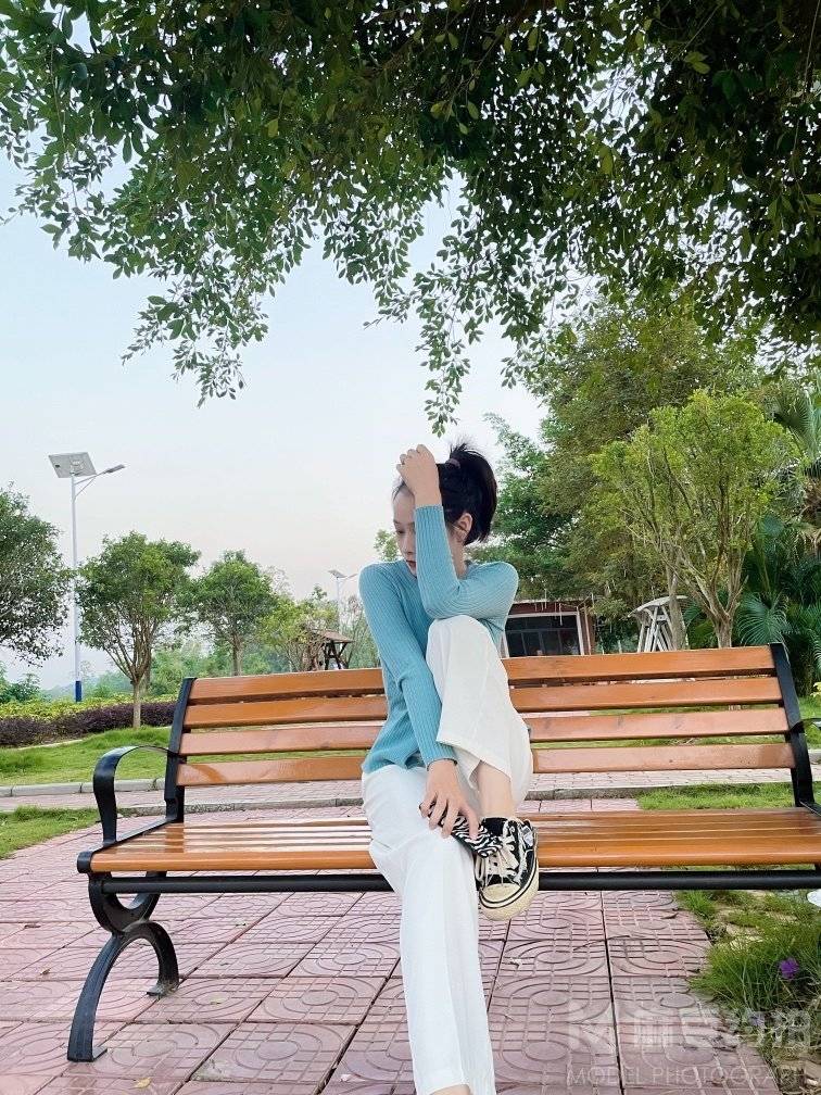 清新模特