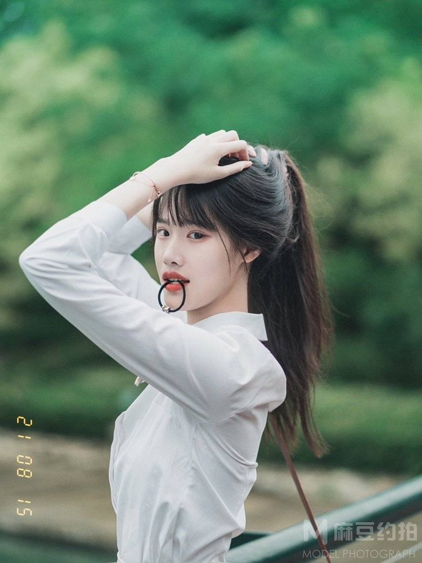 清新模特