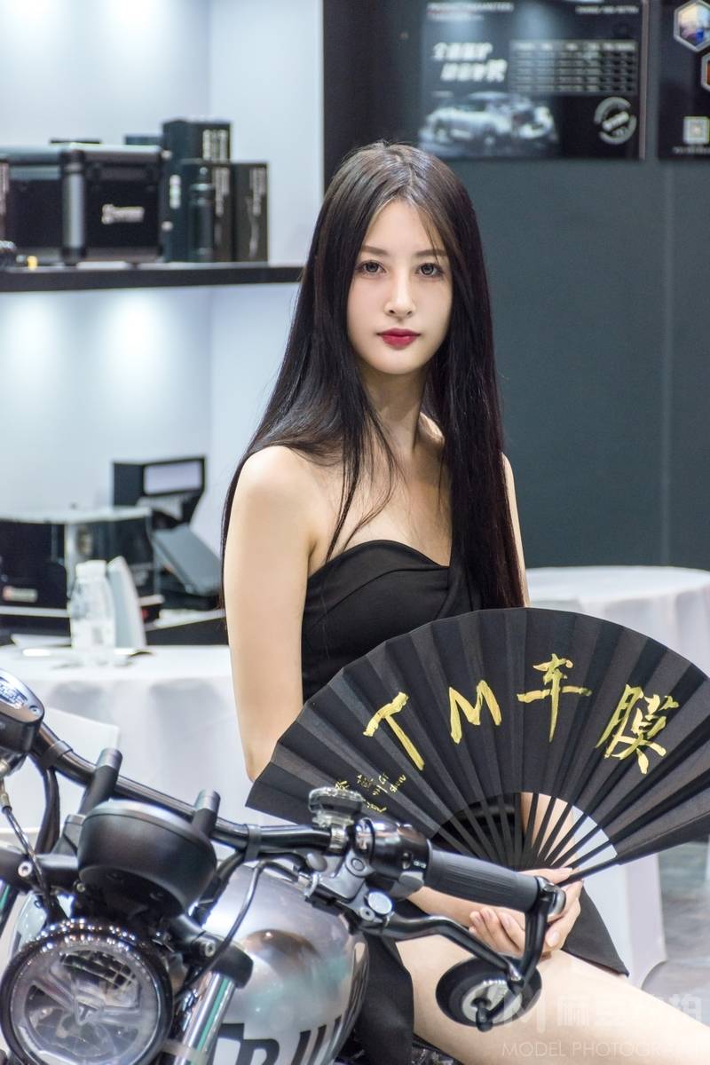 纪实模特