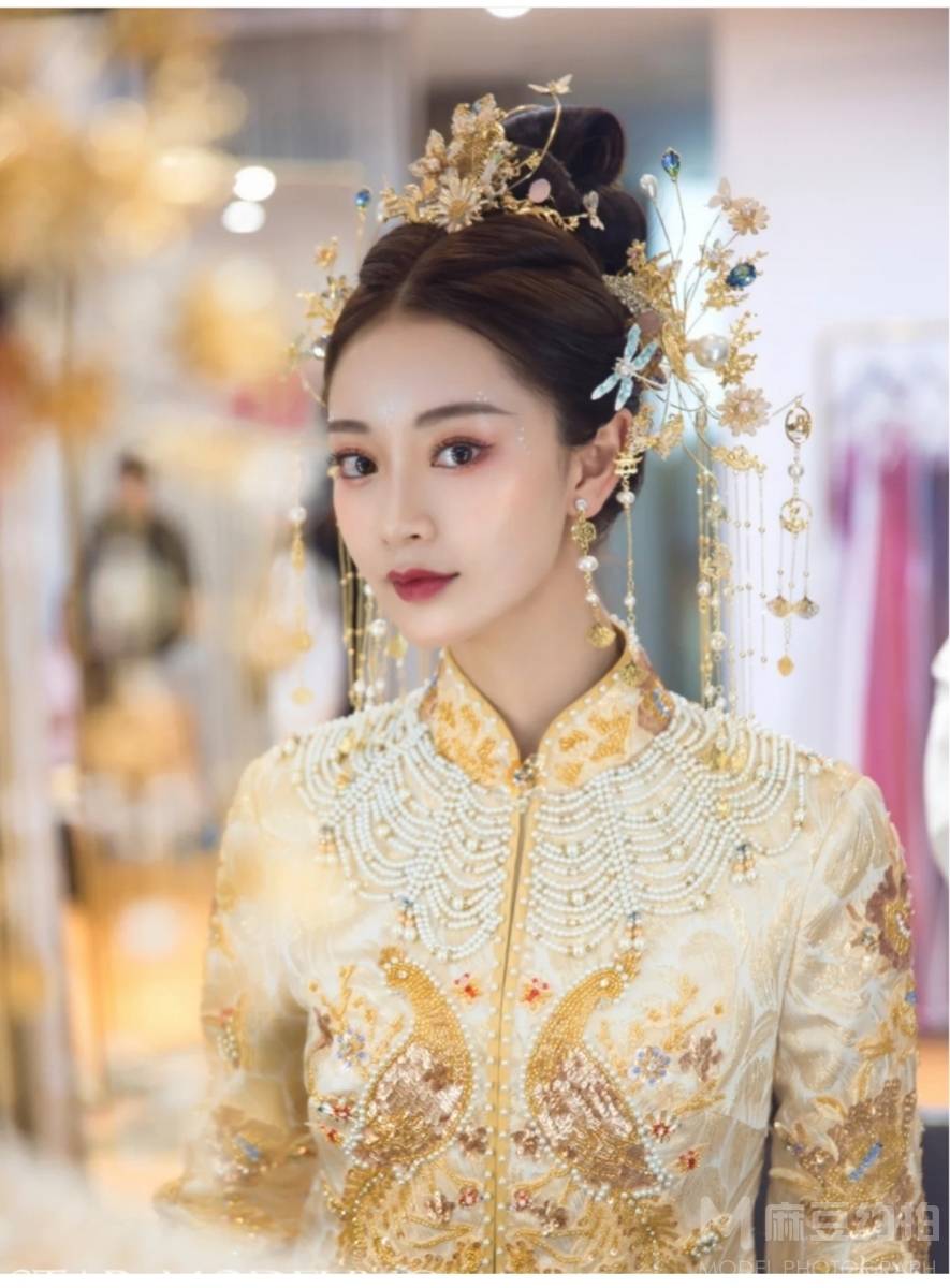 清新模特