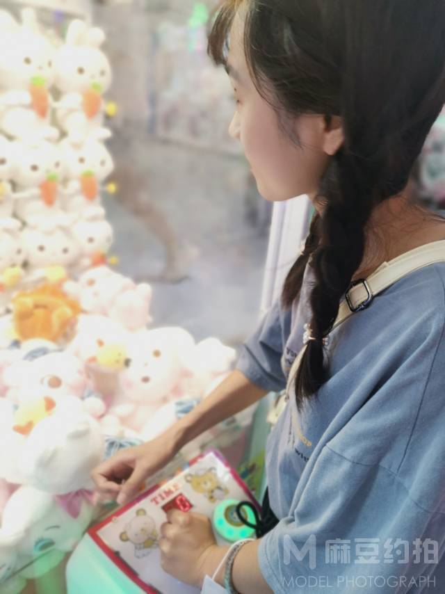 妆容模特