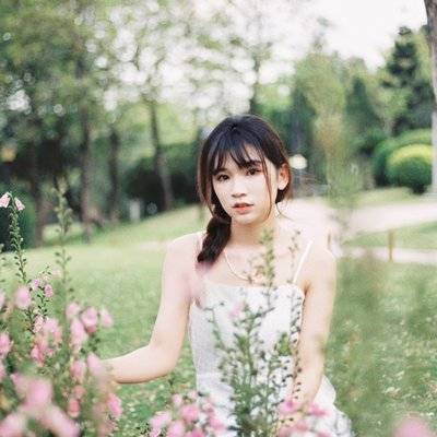 宝丽来模特