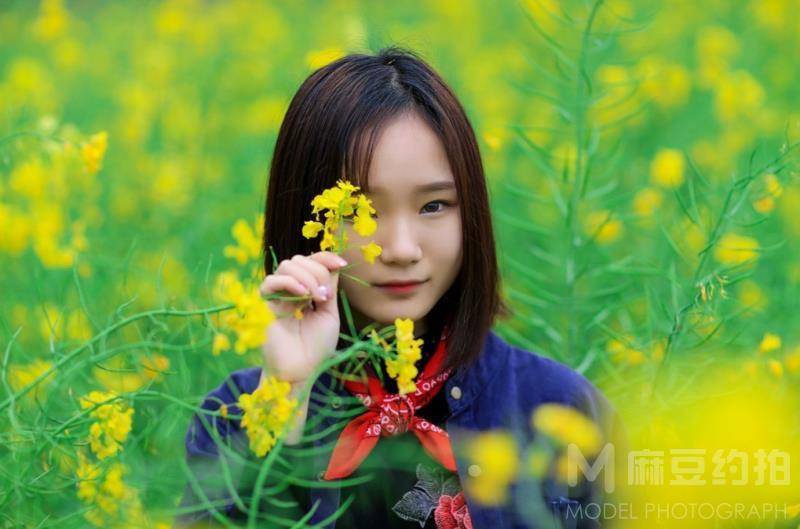 黑白模特