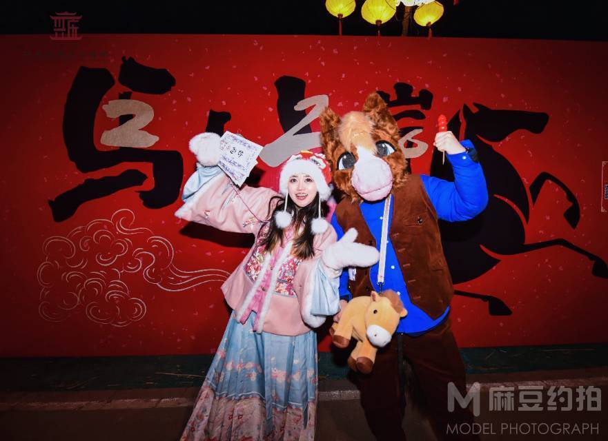 汉服模特