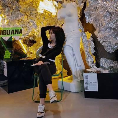 黑白模特