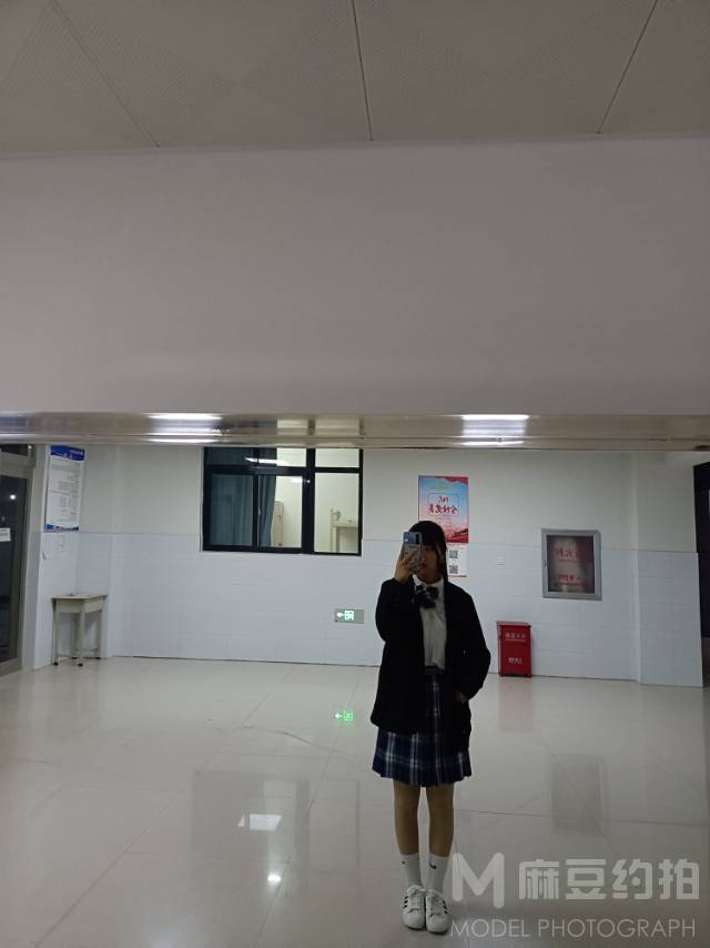 校园模特