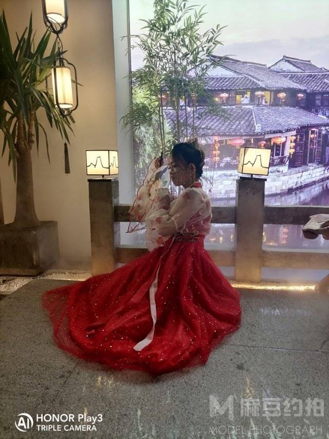 汉服模特