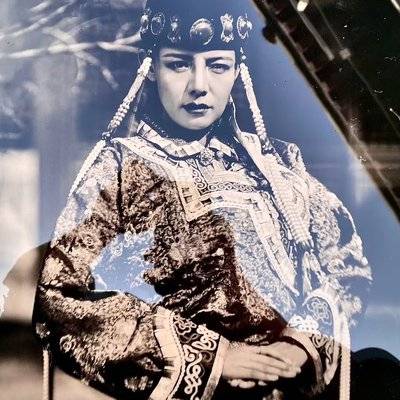 黑白模特