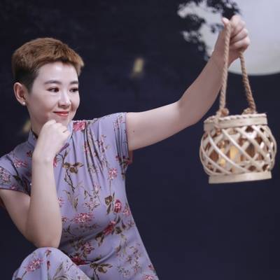 宝丽来模特