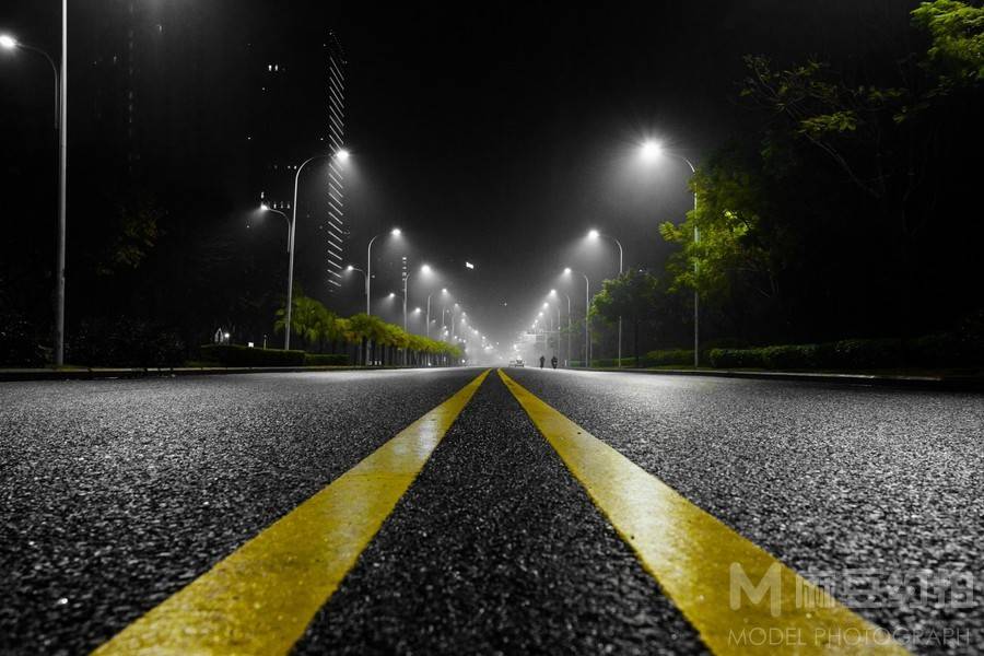 夜景模特