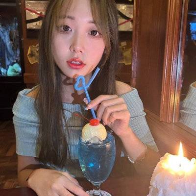 宝丽来模特