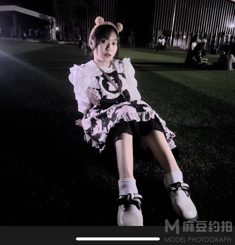 校园模特