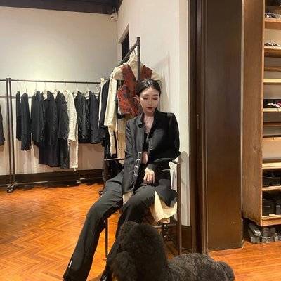 黑白模特